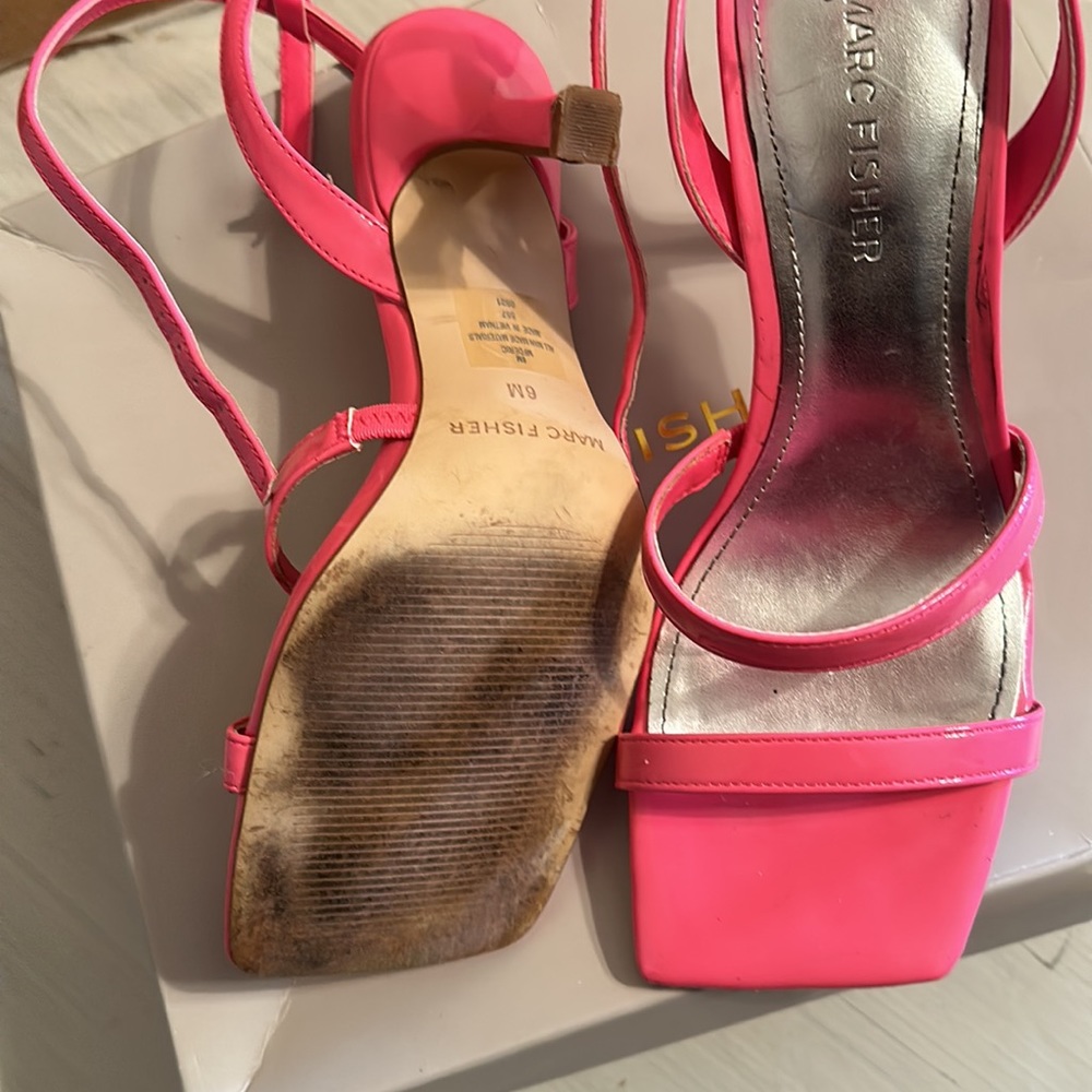 Marc Fisher pink strappy kitten heels - Picture 3 of 3